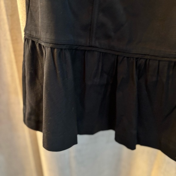 WHITE HOUSE BLACK MARKET BLACK STRAPLESS DRESS SIZE 12. Bow With Ruffled Bottom - Picture 3 of 8